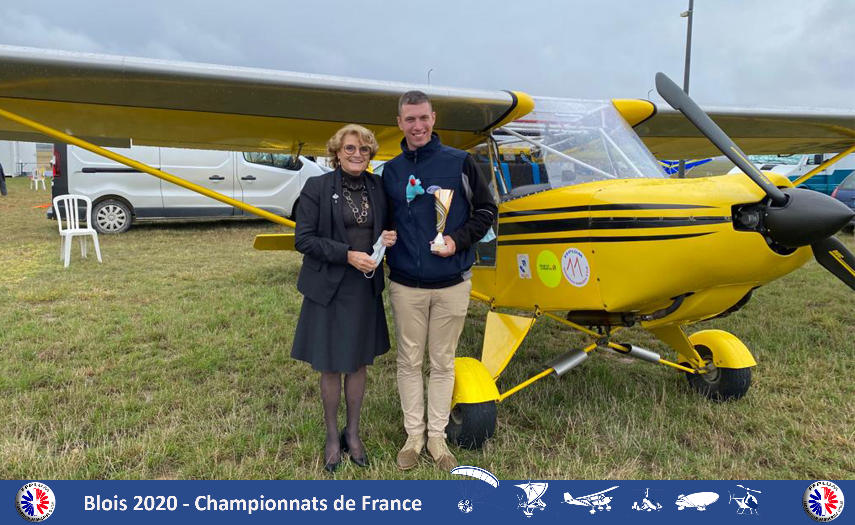 Denise Lacote vient féliciter Enguerrand pour sa 3e place