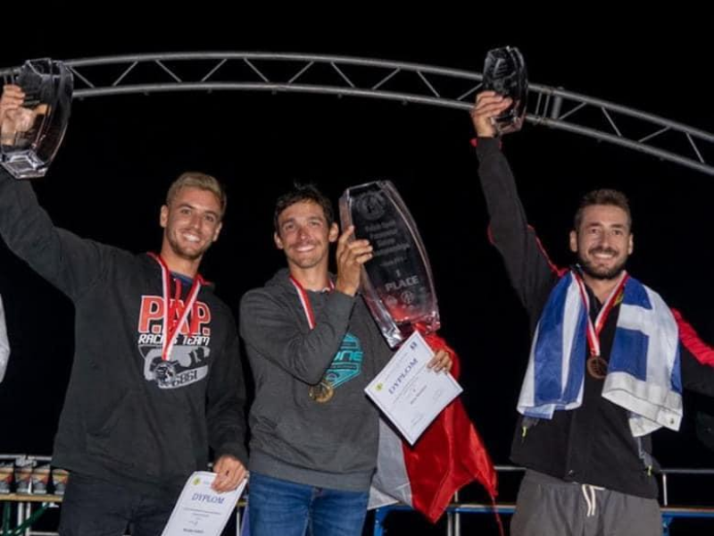 Podium avec Nicolas Aubert (gauche) et Alexandre Matéos (centre)